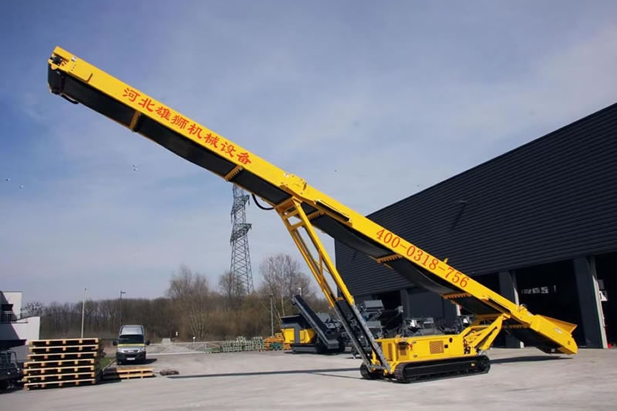 Crawler-Type Mobile Stacker