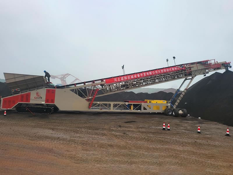 Mobile Stacker (Ship Loader)